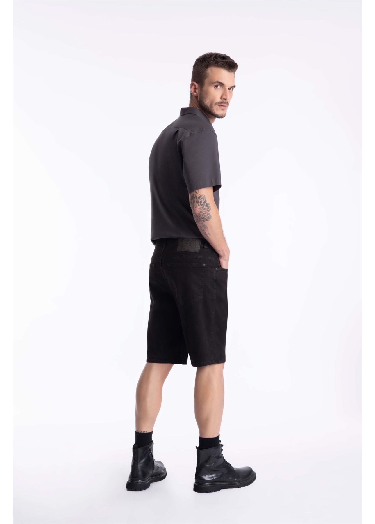 Bermuda Color Twill Power Café