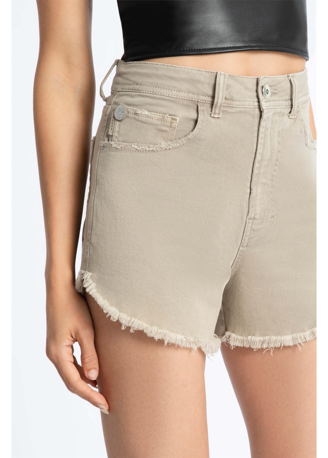 Bermuda Denim Color Husk