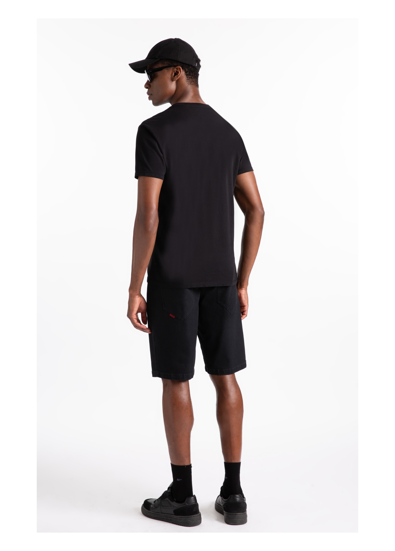 Bermuda First Black Long 5 Pockets Lav. 35- Amaciado