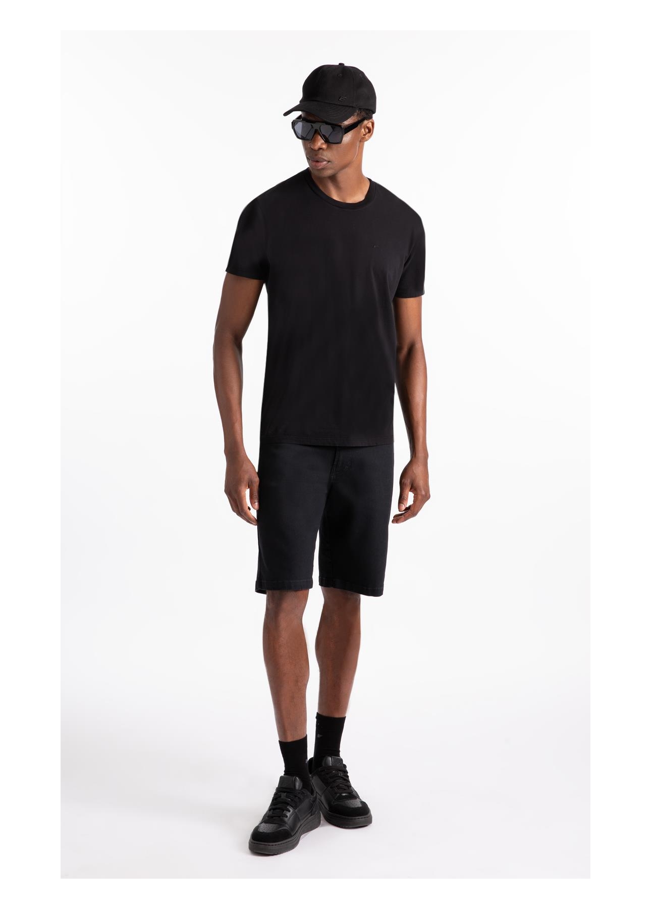 Bermuda First Black Long 5 Pockets Lav. 35- Amaciado