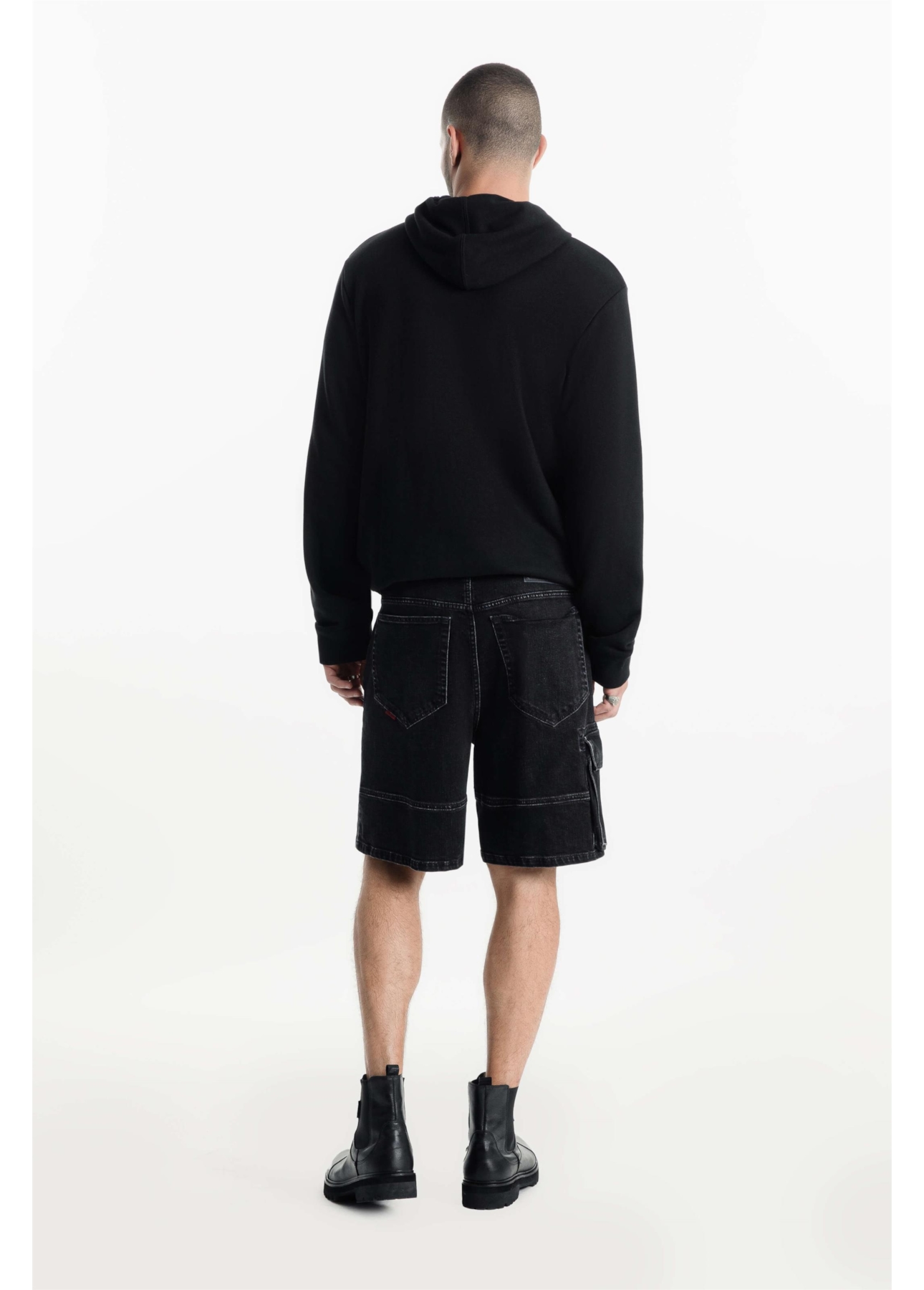 Bermuda Heavy Black Cargo 2001-Lav.Black C/ Luva