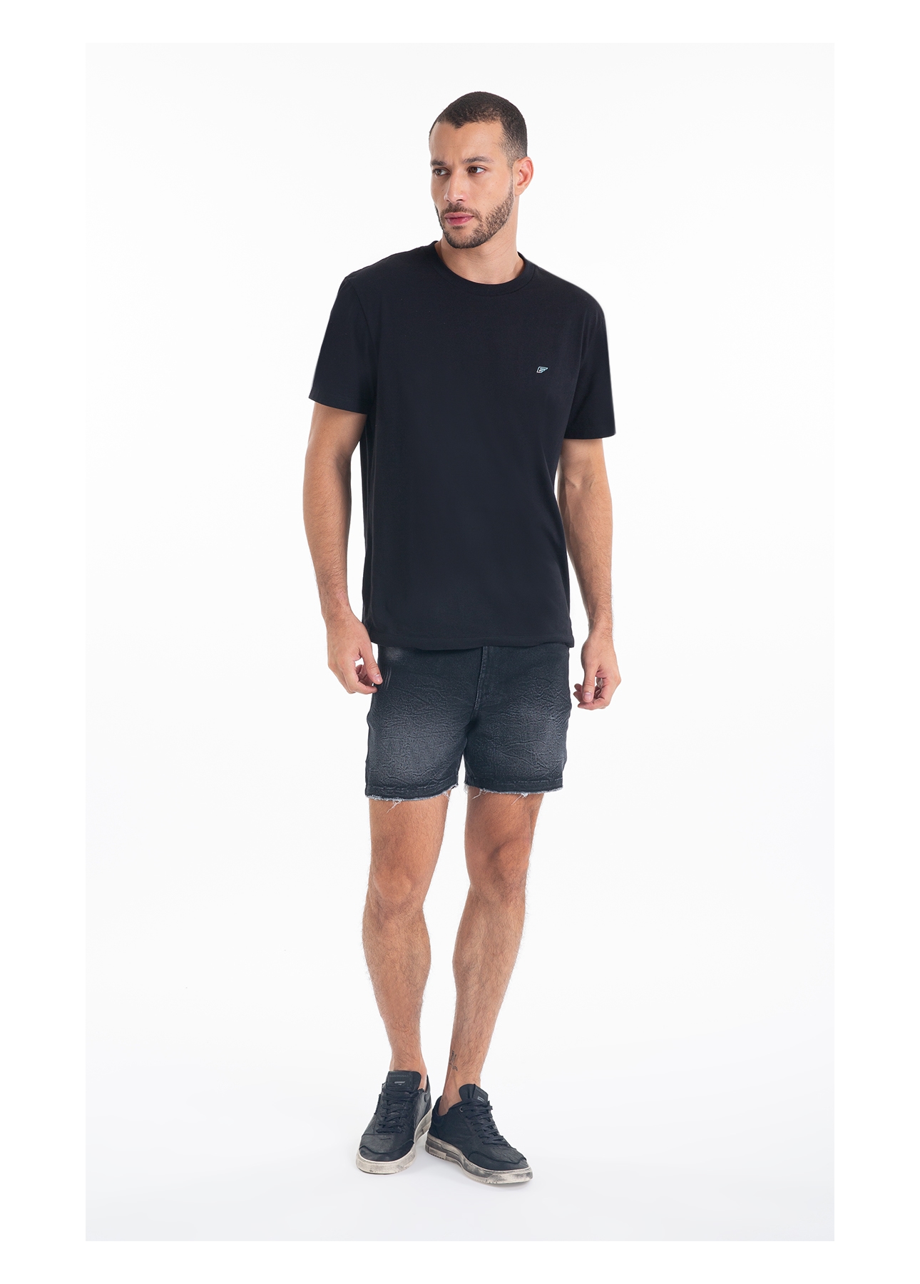  Bermuda Jogging Black Hawaii Lav.Black Com Resina