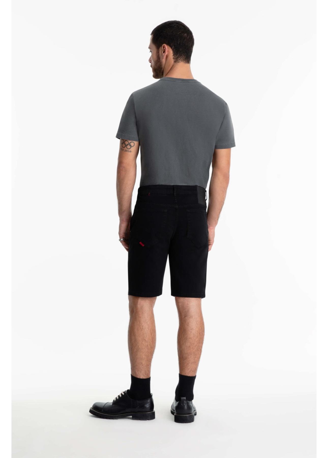 Bermuda Jogging Color Rock Preto