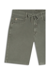 Bermuda Jogging Color Verde Oliva