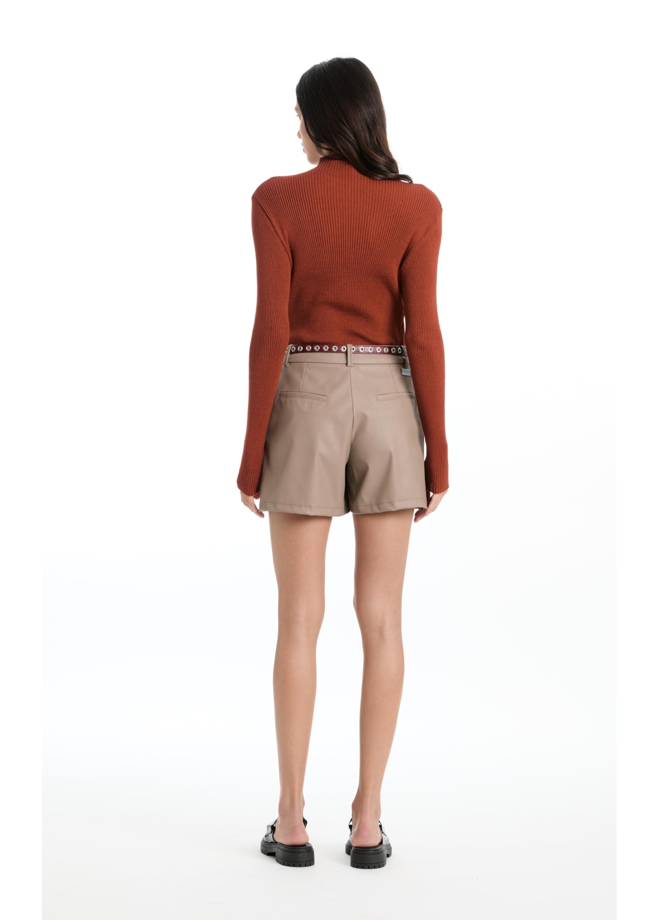 Bermuda Leather Like Pocket Basic Mouse