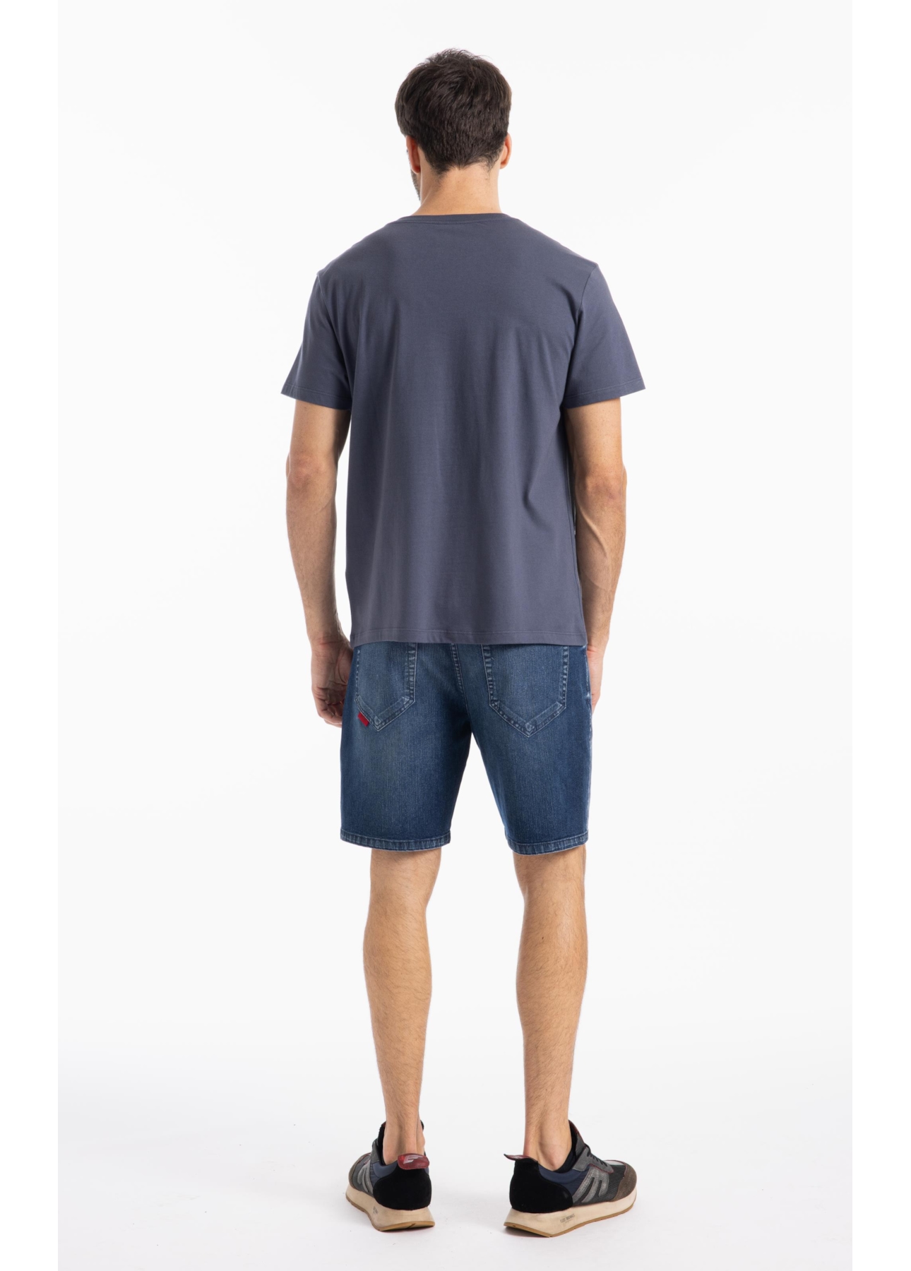 Bermuda Sprouting Classic Lav. Medio Iii