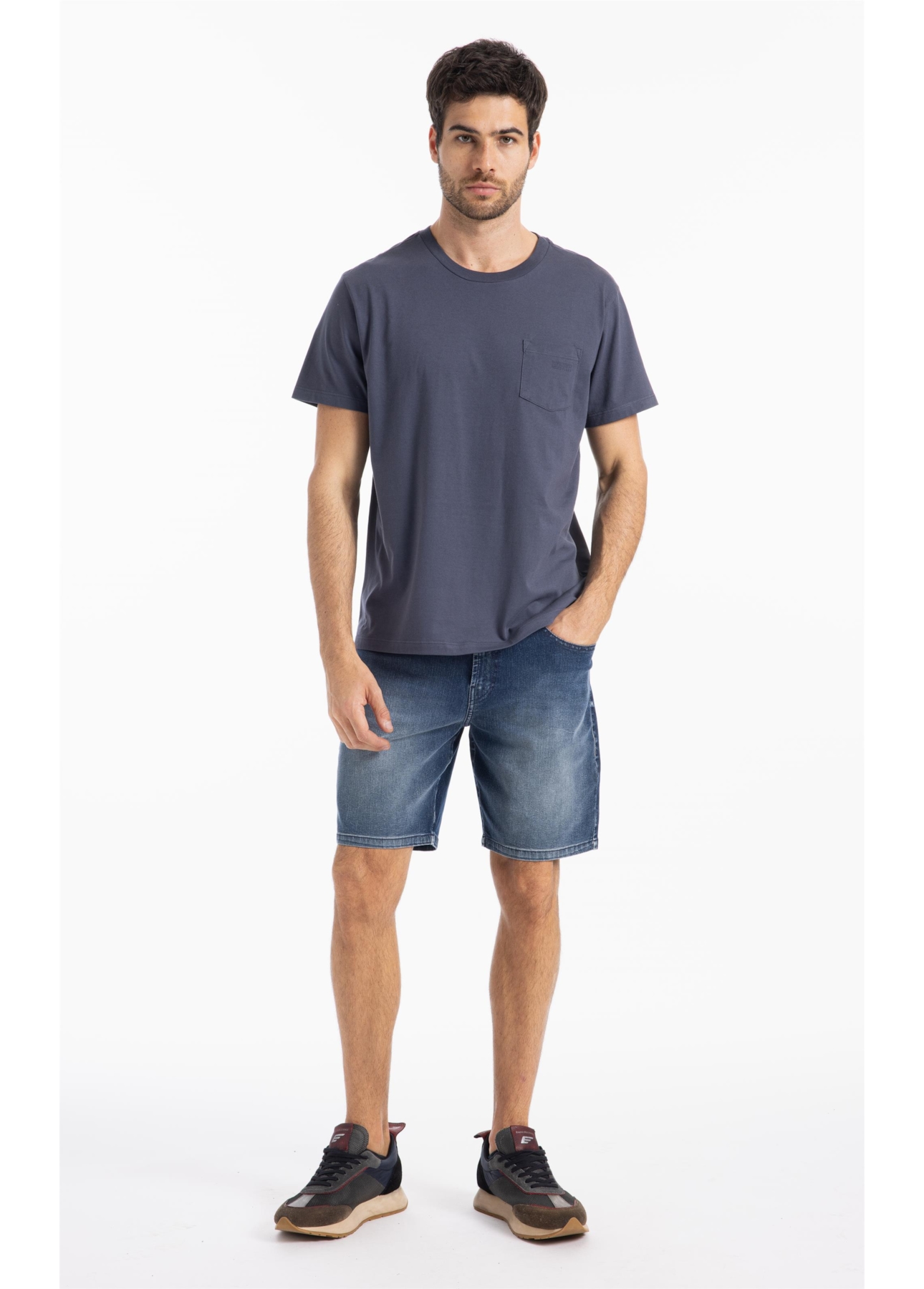 Bermuda Sprouting Classic Lav. Medio Iii