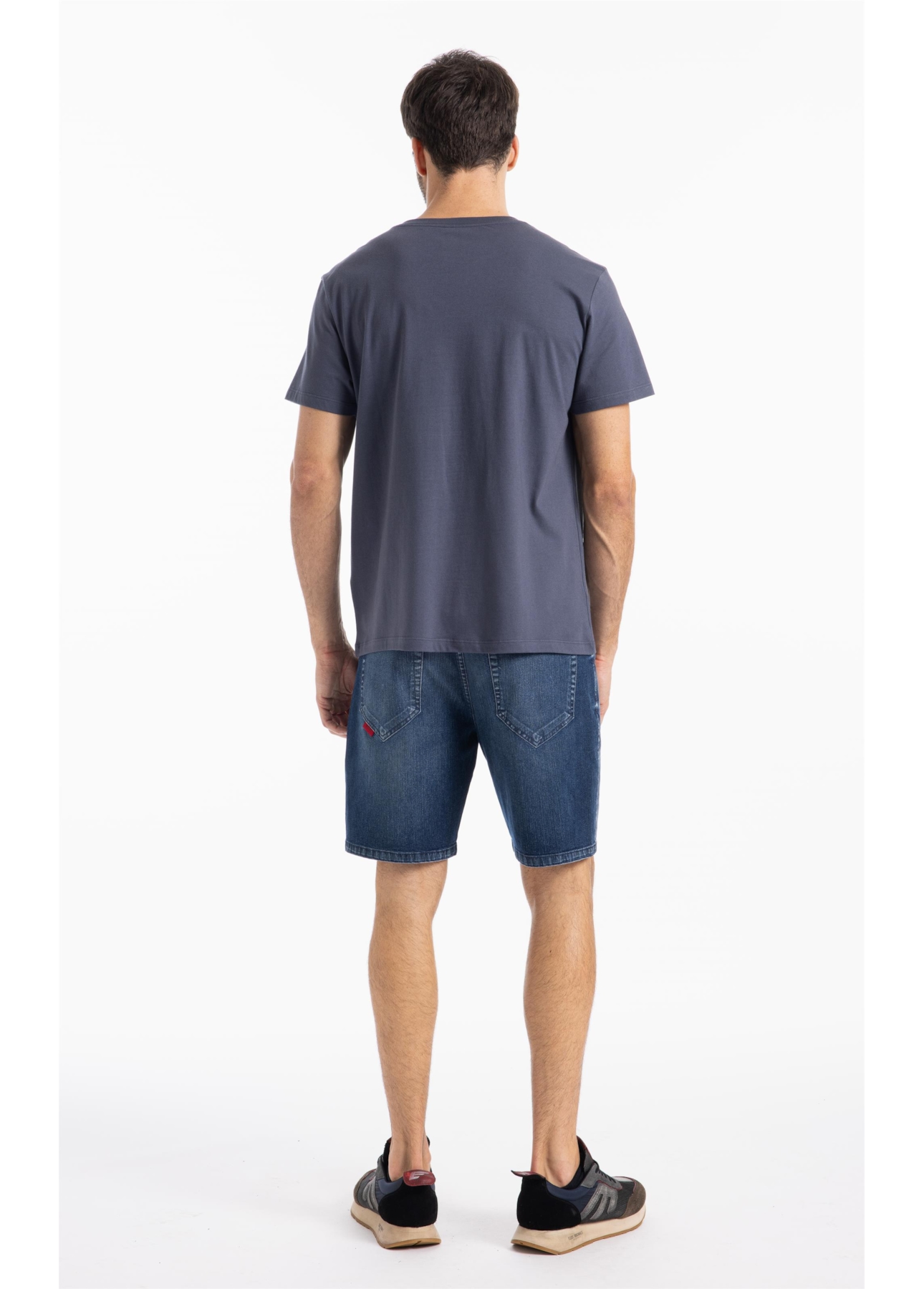 Bermuda Sprouting Classic Lav. Medio Iii