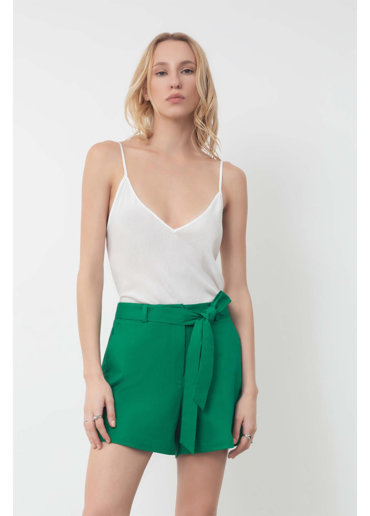 Bermuda Tega Evase Shorts Verde Bandeira