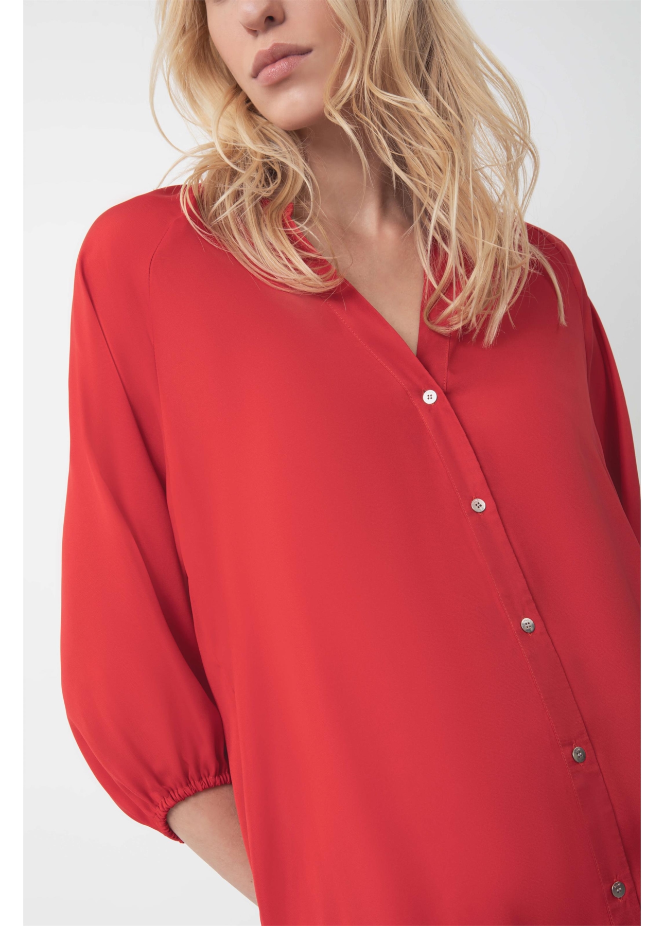 Blusa Acetinada Raglan Long Shirt Vermelho