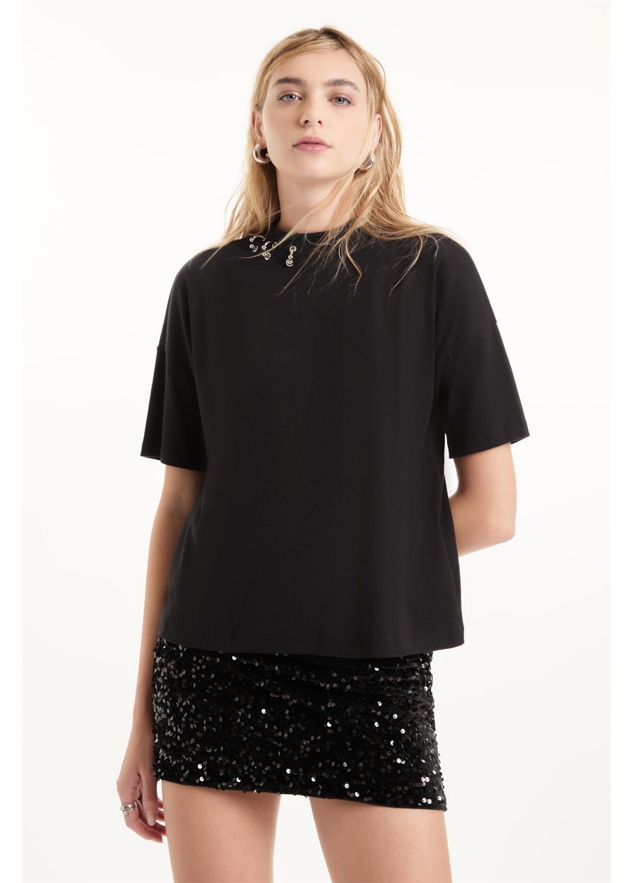 Blusa Boxy Piercing Ellus Preto