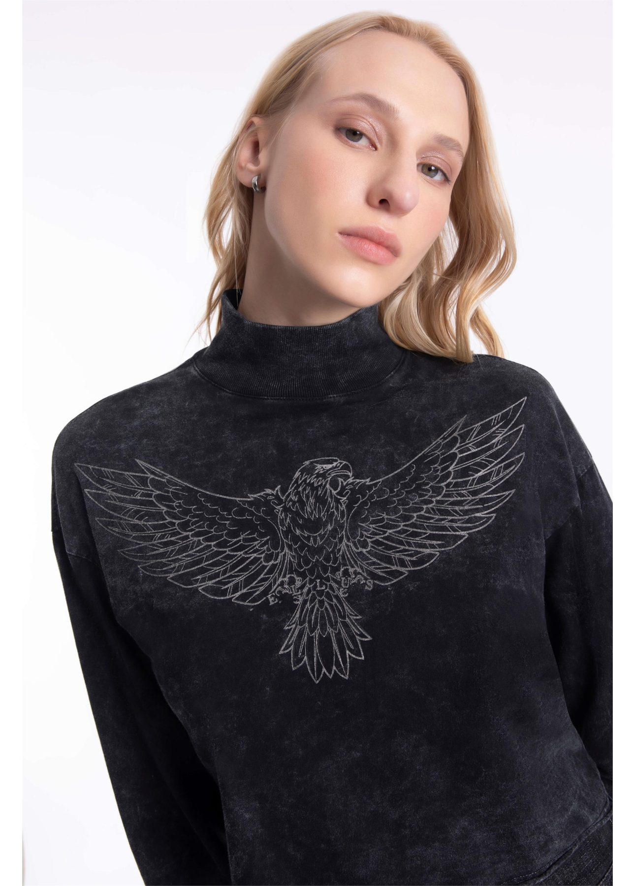 Blusa Cotton Triple Dyed Eagle Turtleneck Hortencia