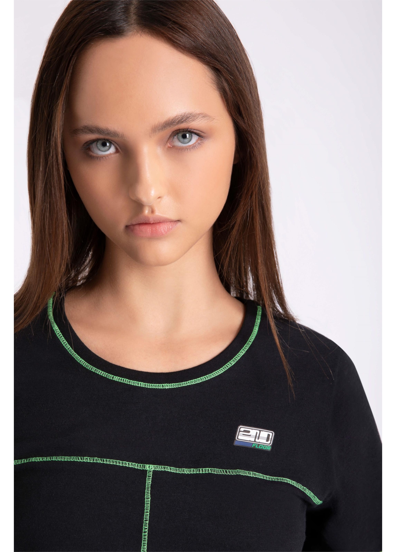 Blusa Flame Recortes Trancador Preto
