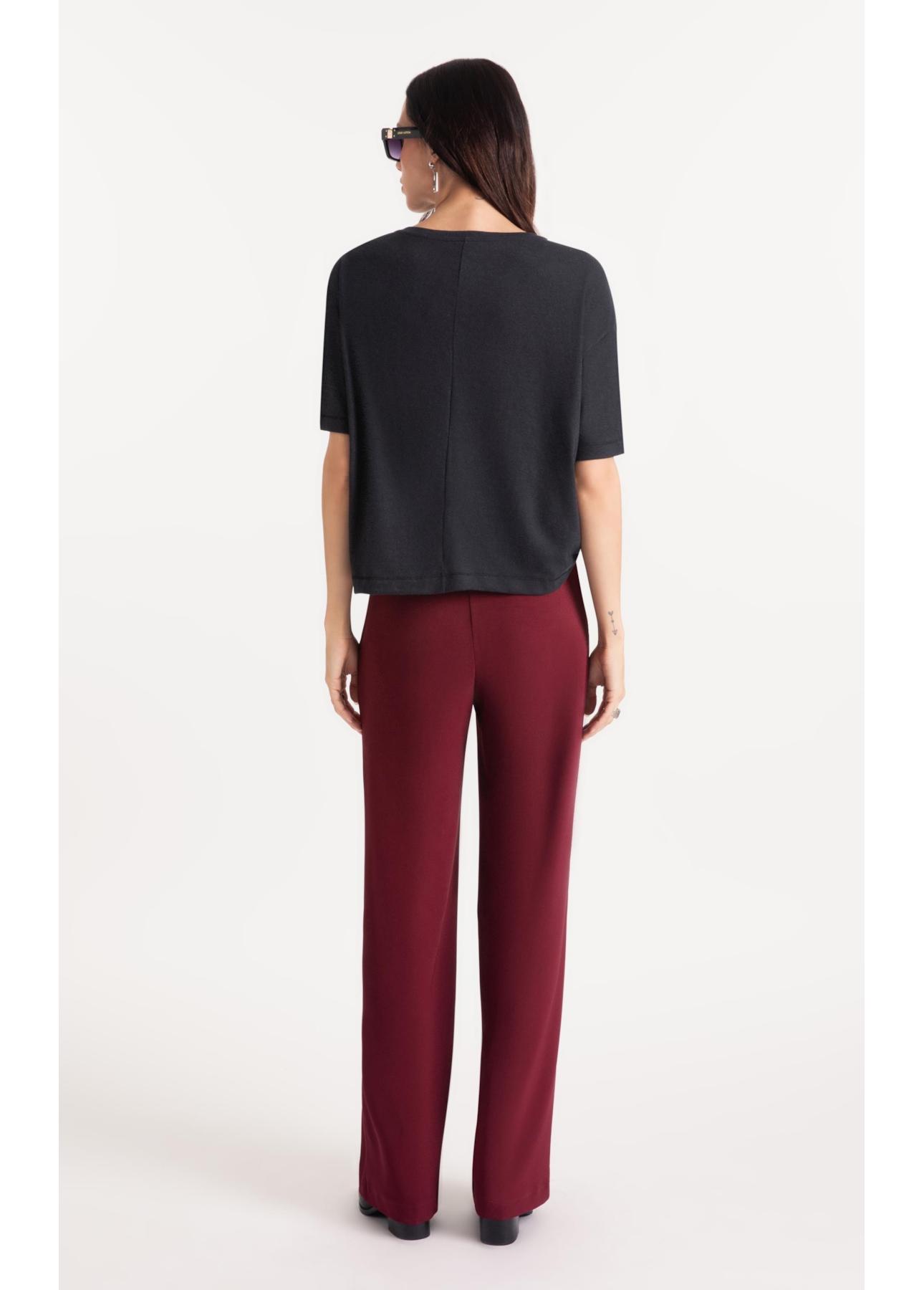 Blusa Gaze Lace Águia Oversized Preto