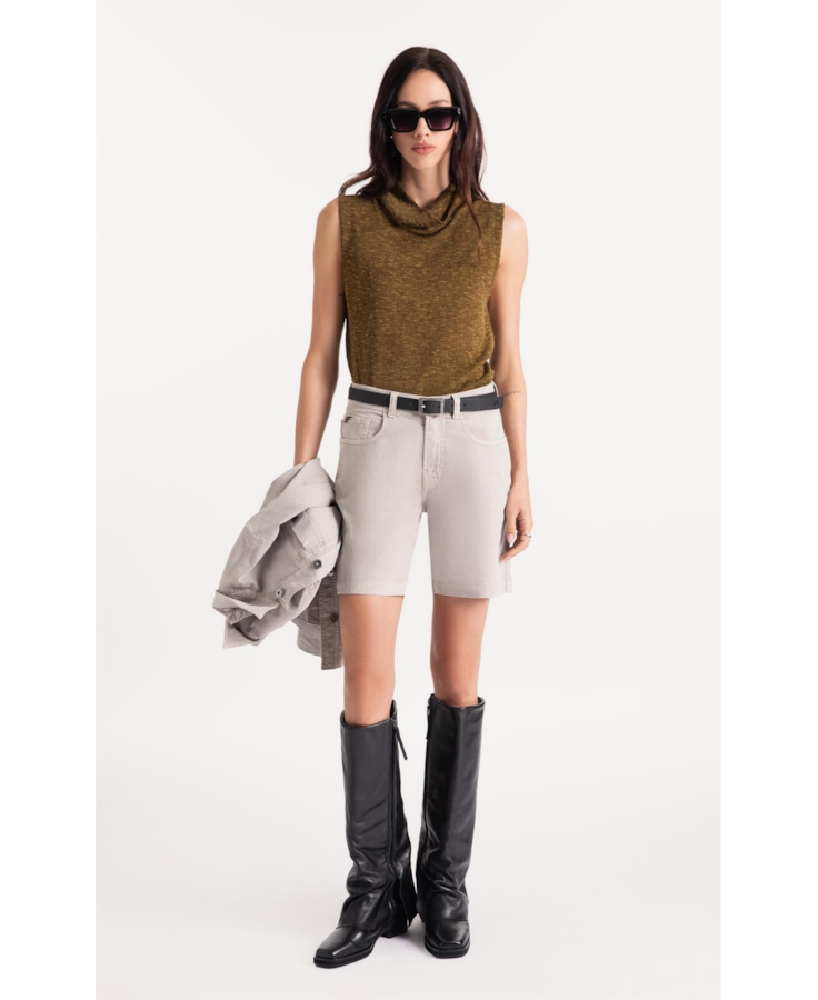 Blusa Jackie High Collar Sleevless Verde Militar