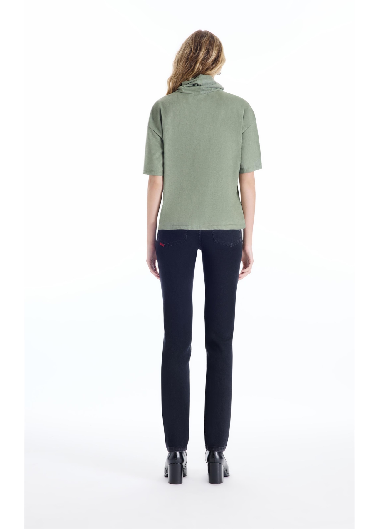 Blusa Jersey Leather High Collar Verde Oliva