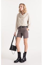 Blusa Jersey Leather Over Collar Sandy