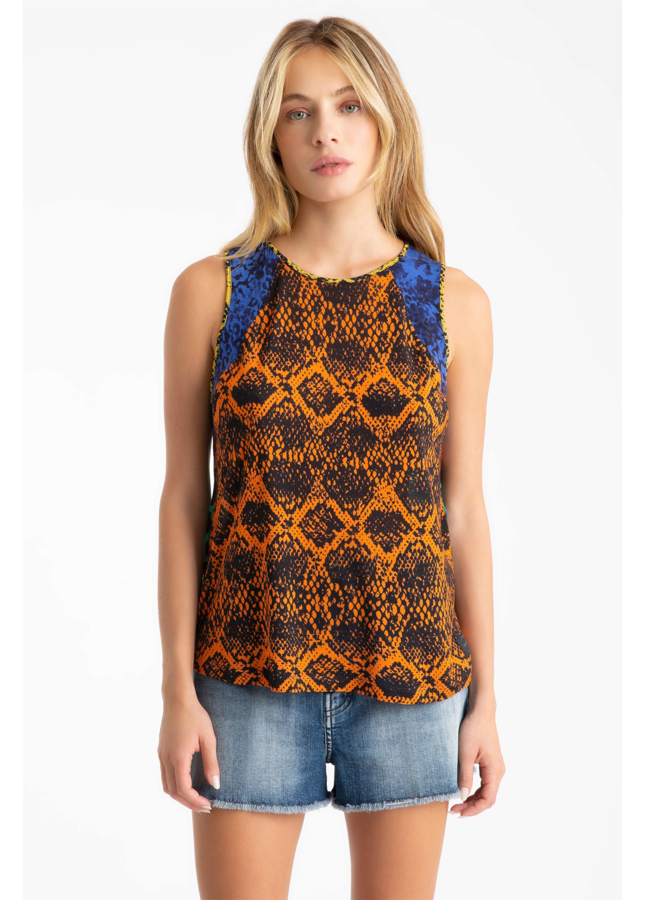 Blusa Knitting Animals Cutting Estampado