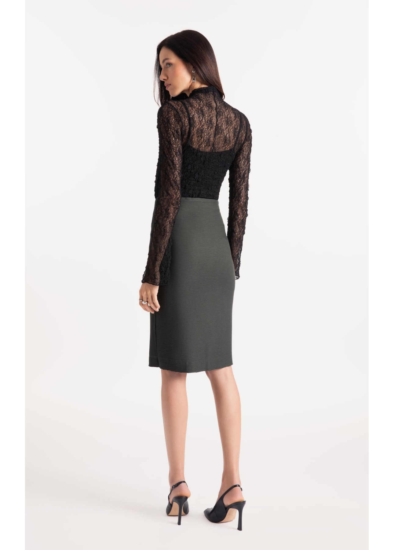 Blusa Lários Round Neck Preto