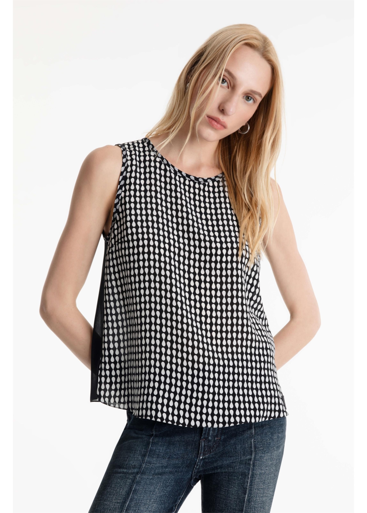 Blusa Microchiffon Sleeveless Padrao 2