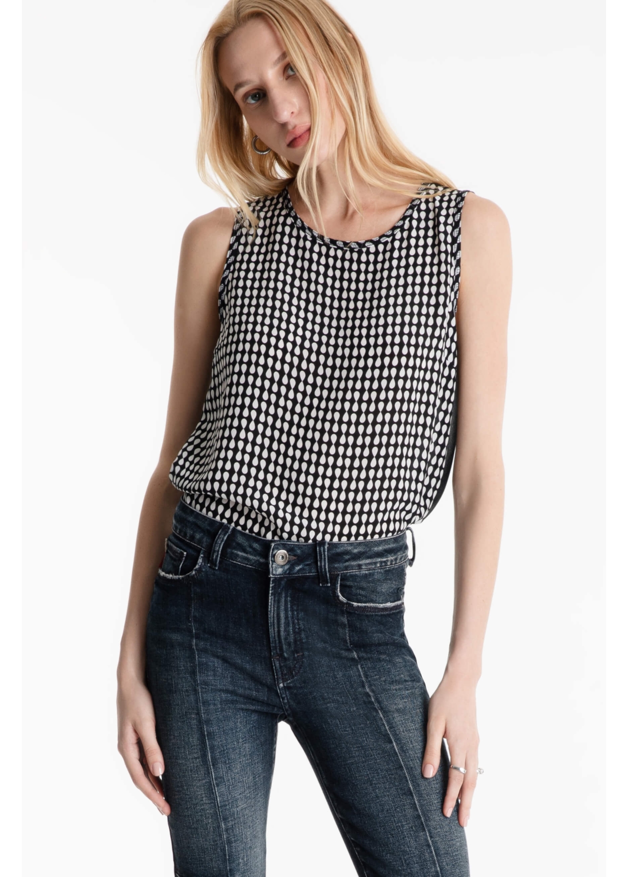 Blusa Microchiffon Sleeveless Padrao 2