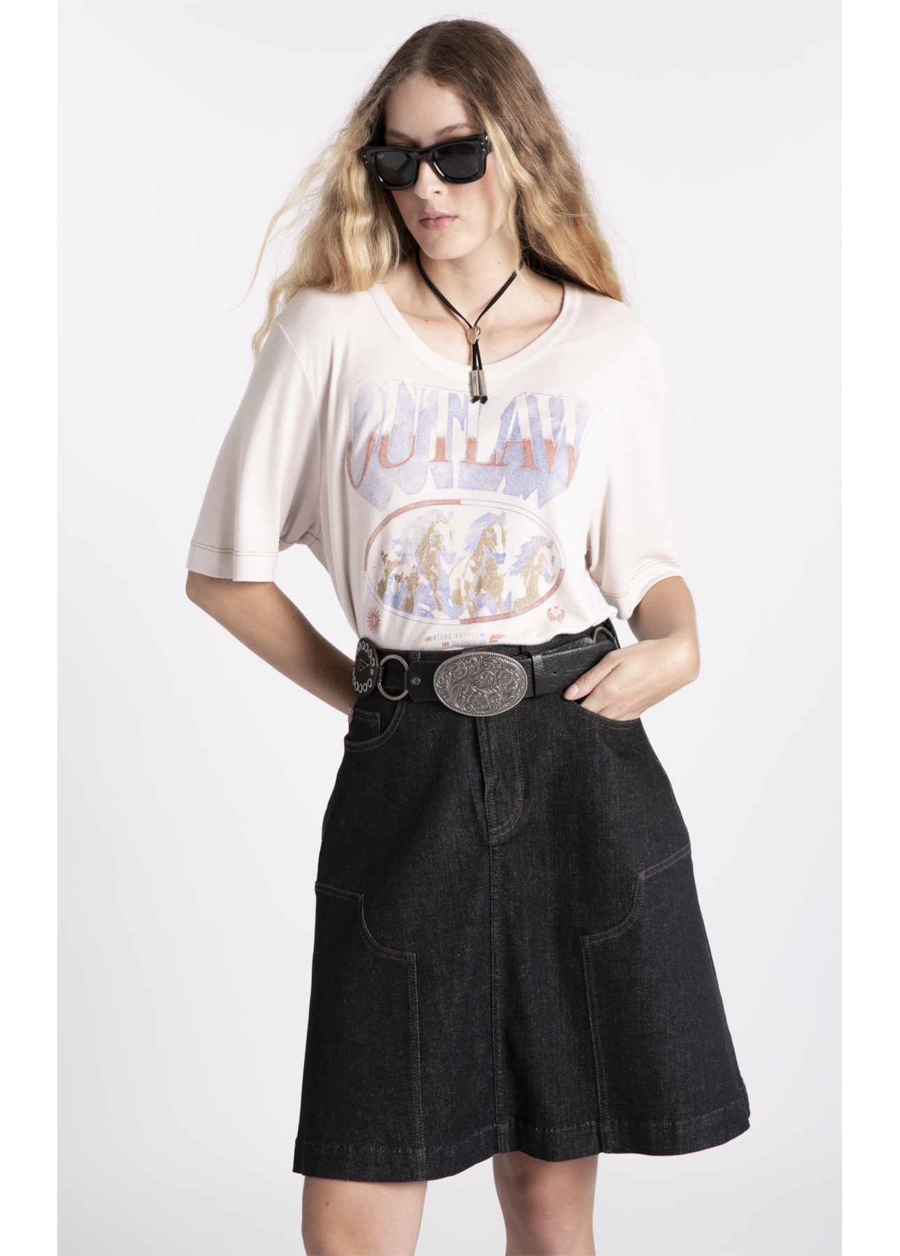 Blusa Outlaw Horses Sandy