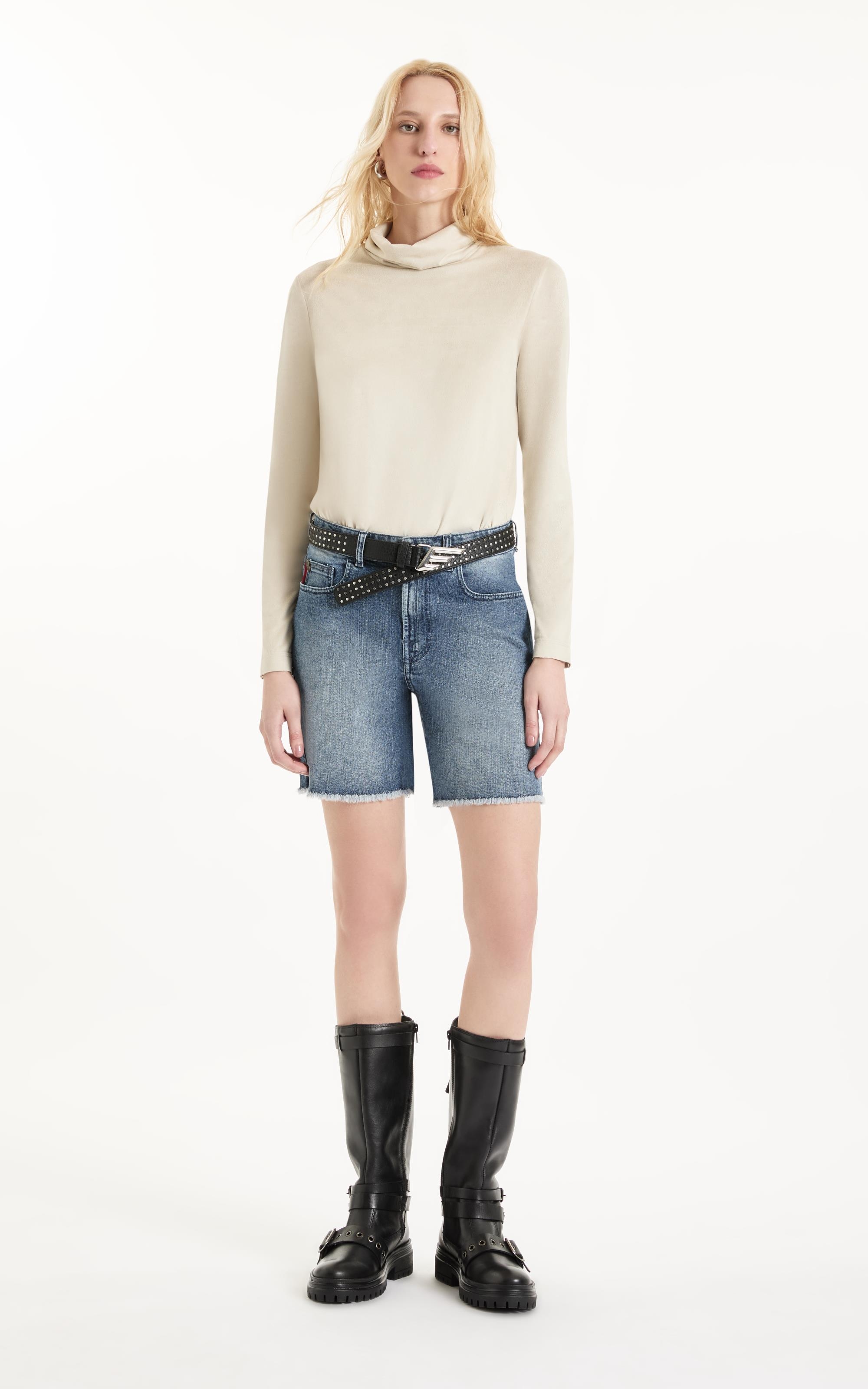 Blusa Suede Turtleneck Sandy