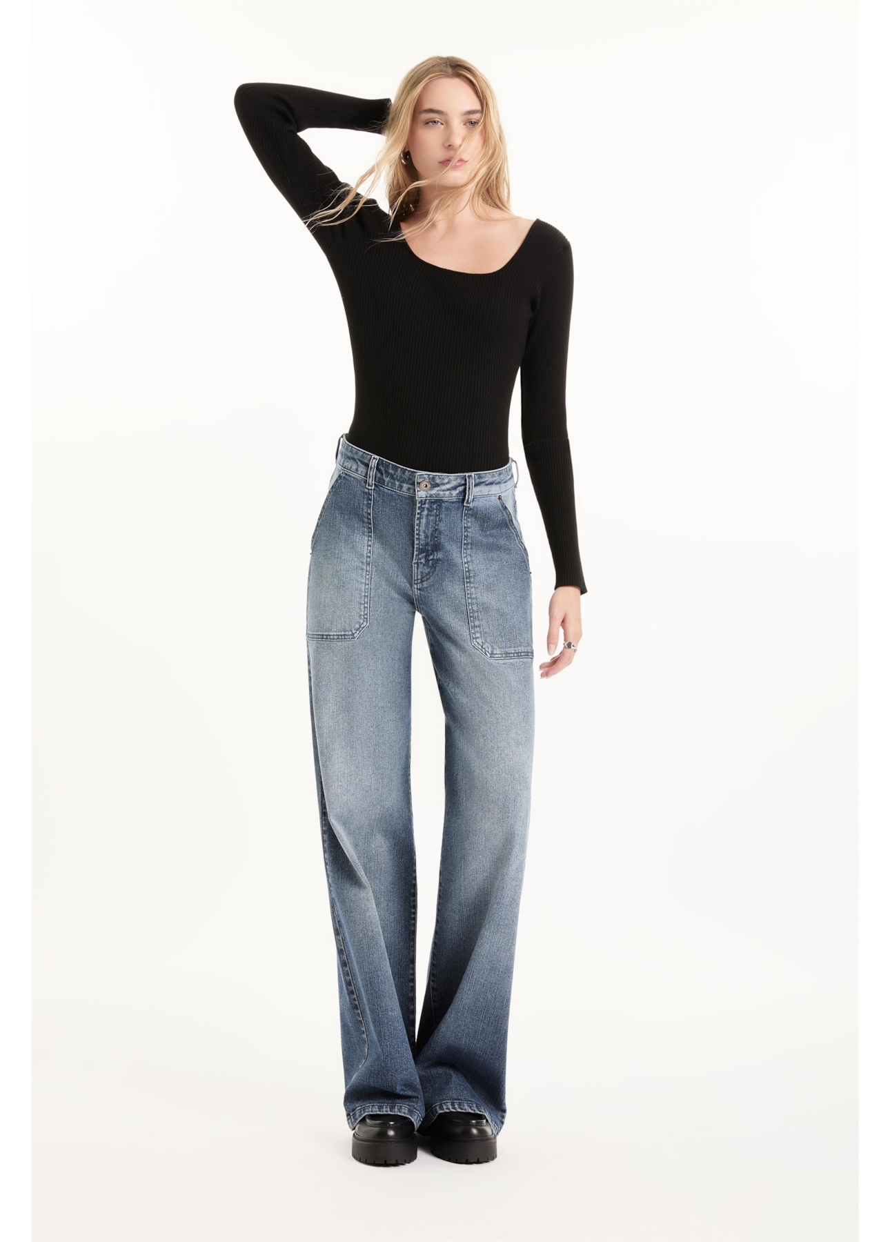 Blusa Visco Ribbed Preto