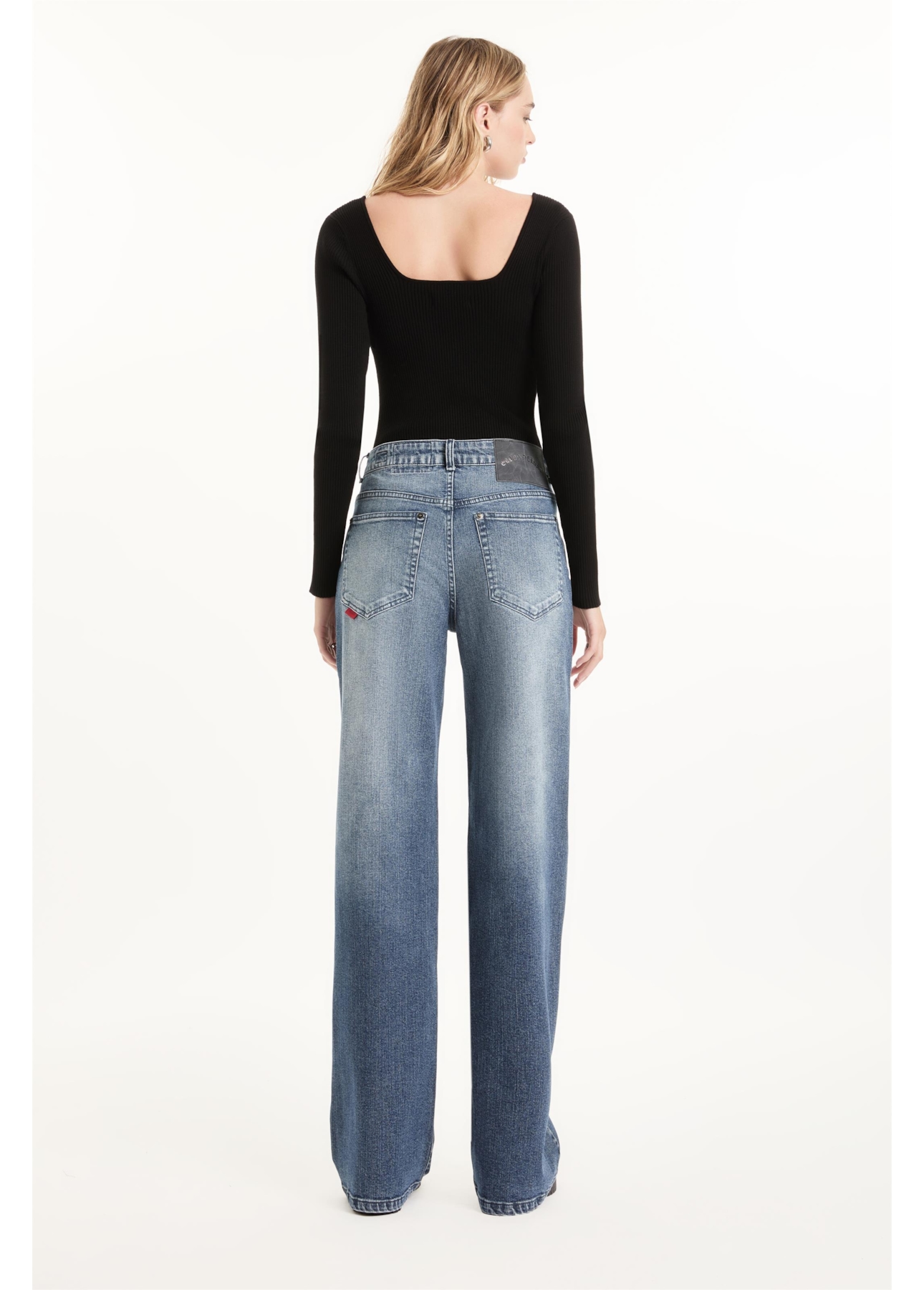 Blusa Visco Ribbed Preto