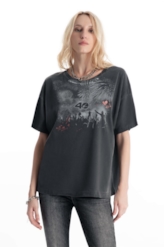 Blusa Washed City Rock Oversized Preto