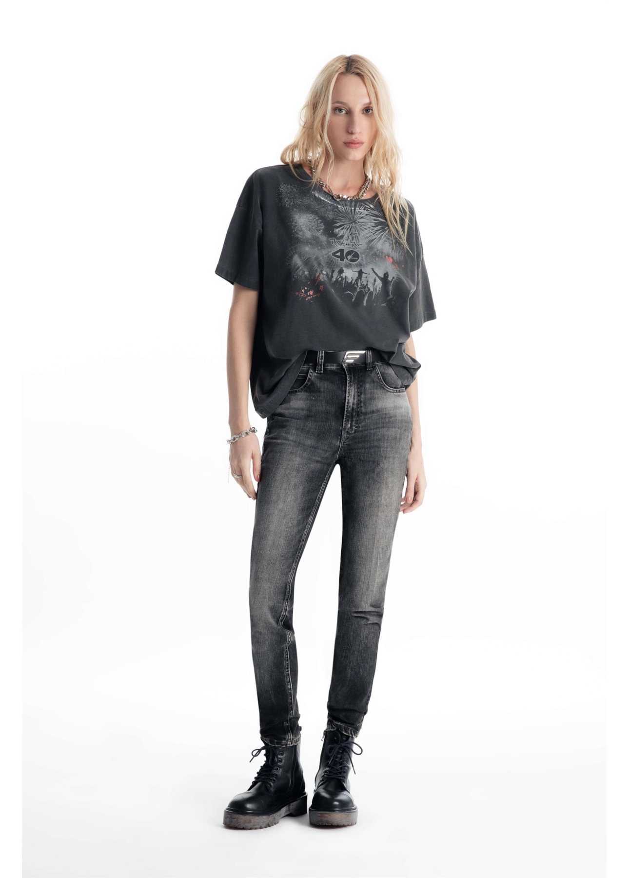 Blusa Washed City Rock Oversized Preto