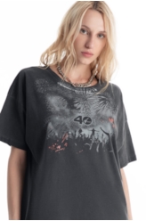 Blusa Washed City Rock Oversized Preto