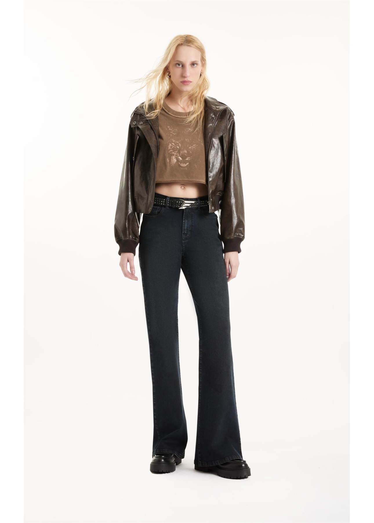 Blusa Washed Cropped Tabaco