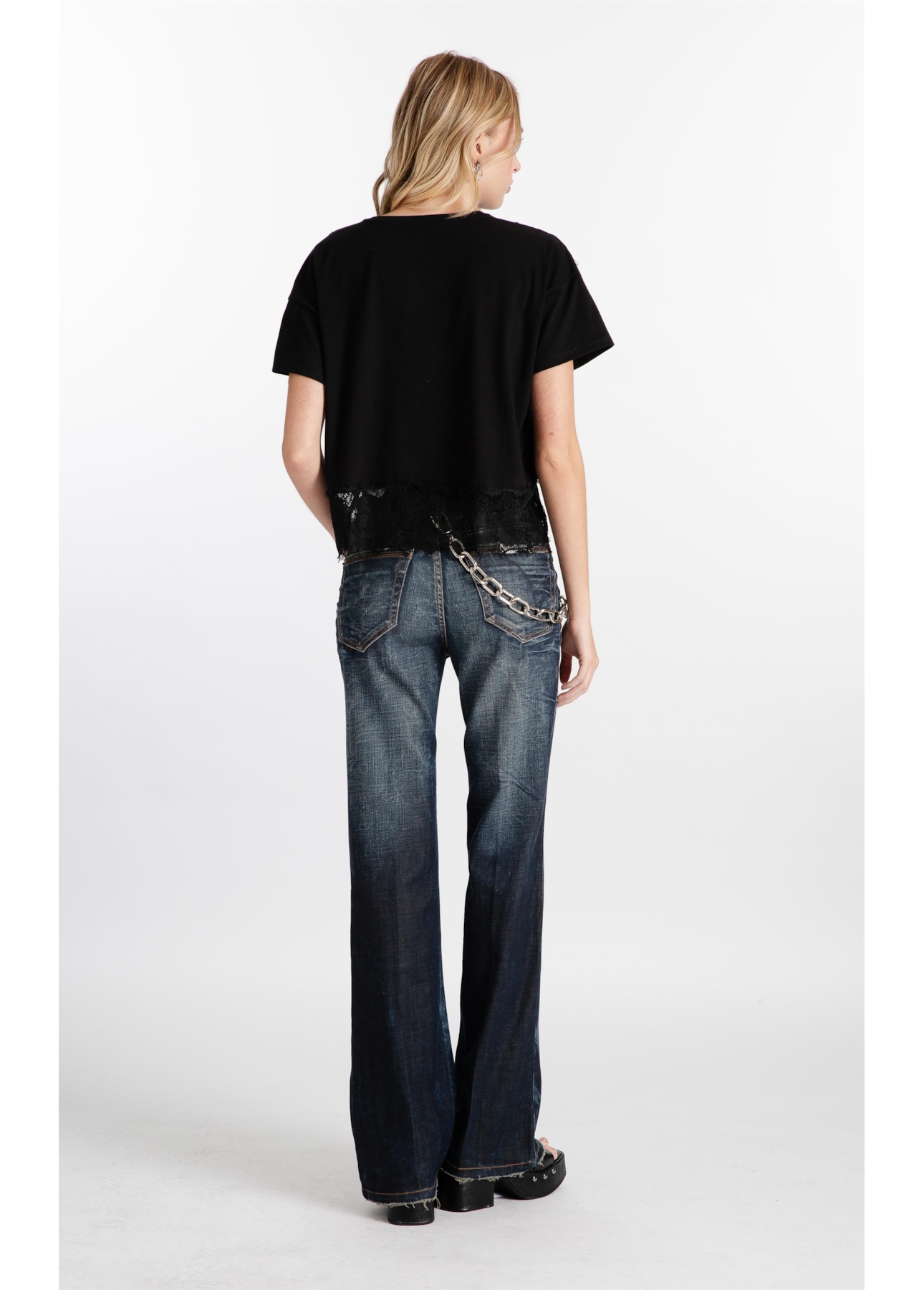 Blusa  Washed Lace Crown Preto