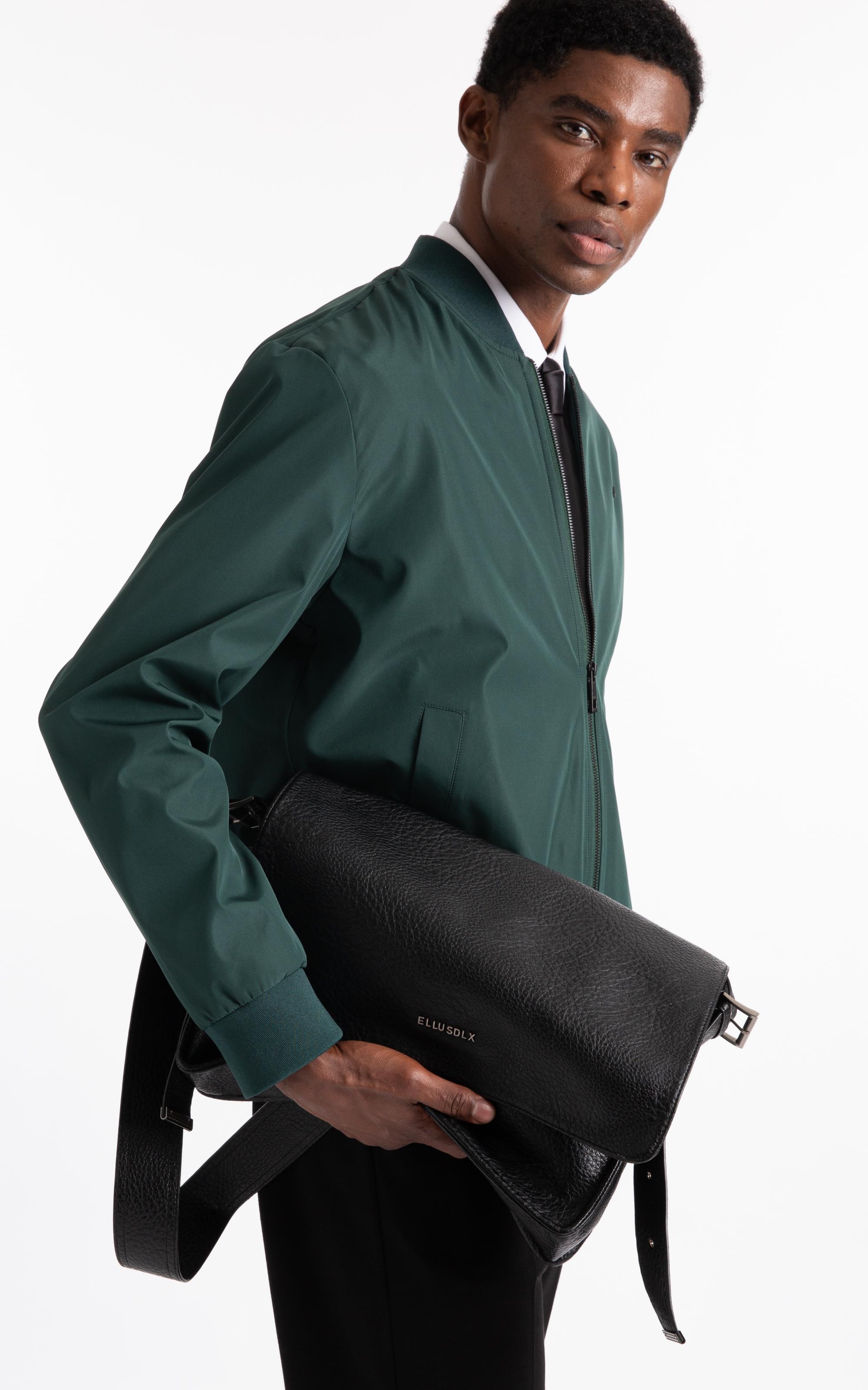ethanバッグ Bolsa Crossbody Ethan Ellus Preto