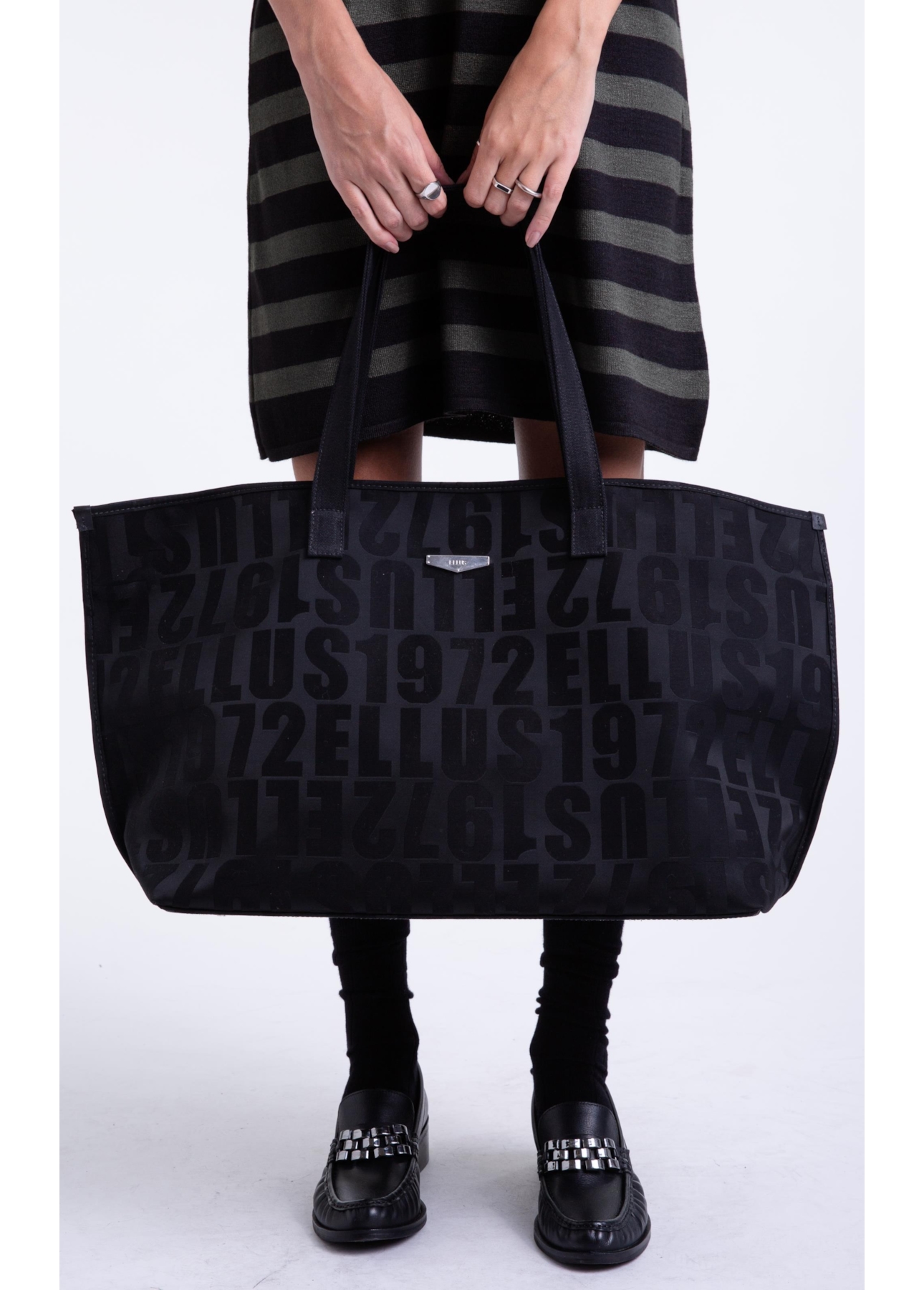 Bolsa Totebag Ellus 1972 Preto
