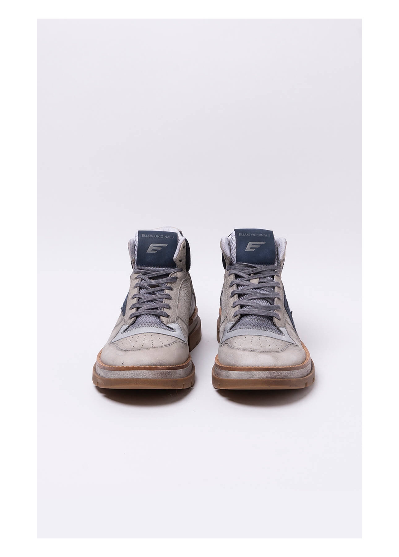 Bota Axel Ellus Cinza Claro