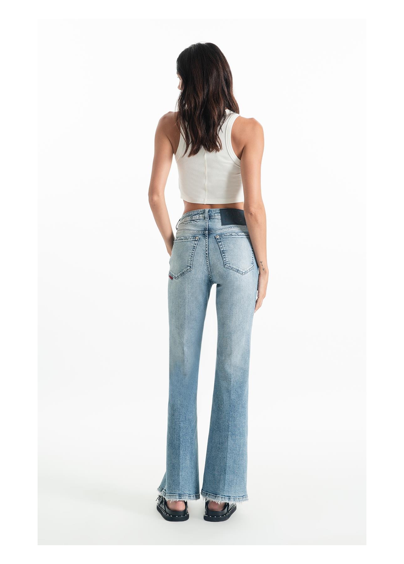 Calça Classic Denim Elastic Flare Lav.Claro