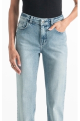Calça Classic Denim Elastic Reta Lav.Claro