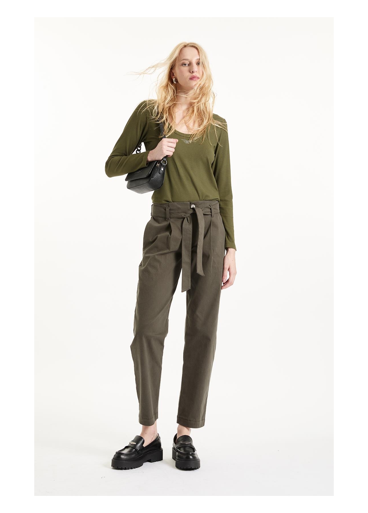 Calça Color Twill Power Paris Verde Escuro