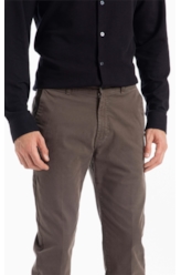 Calça Color Twill Slim Tabaco