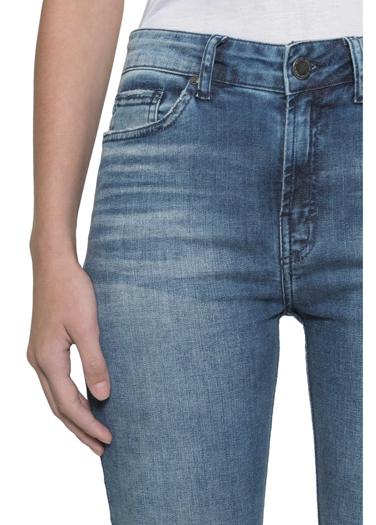 Calça Comfort Índigo Super Skinny 848 Lav.Escuro C/Amassado