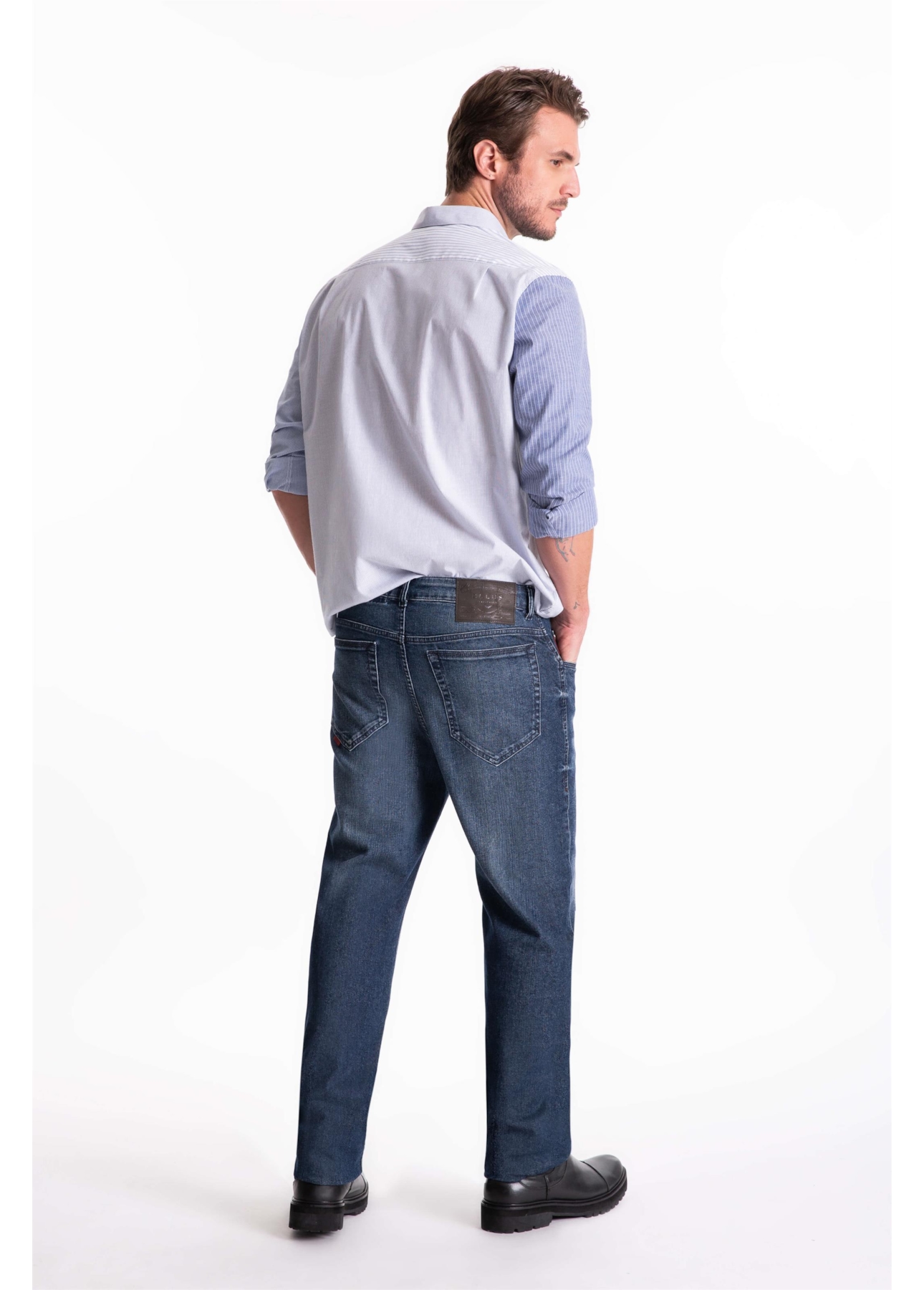 Calça Dark Indigo Elastic Straight Lav.Escuro