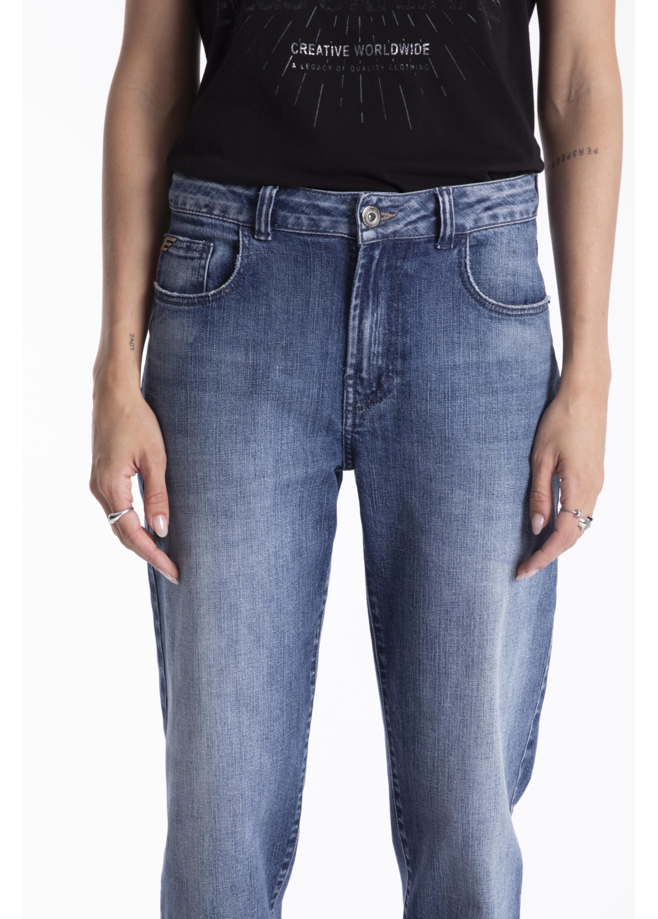 Calça Dark Sea Elastic Mom Lav. Médio C/ Used