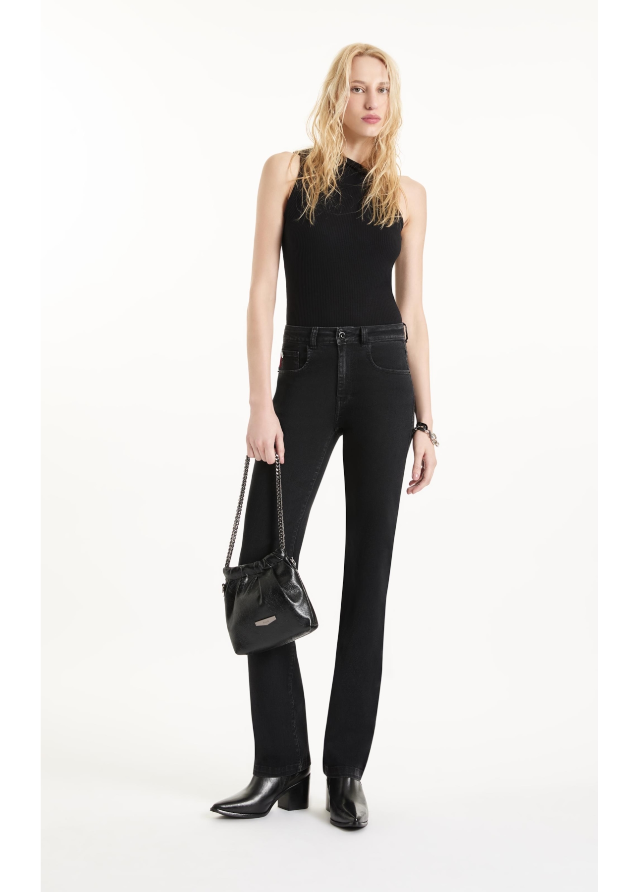 Calça First Black Gisele Reta Lav. 35 Amaciado