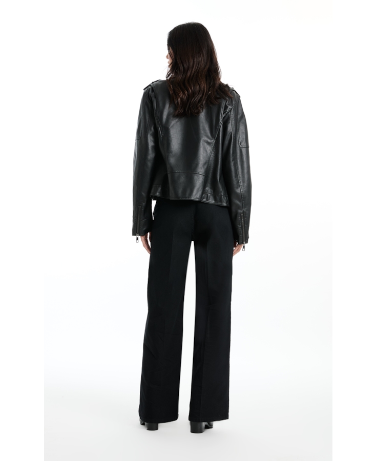 Calça First Black Wide Leg Lav 35 Amaciado