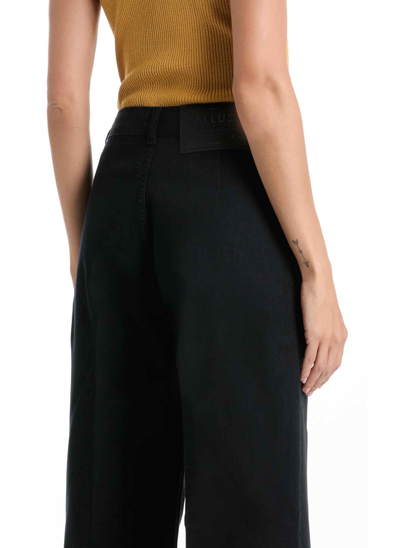 Calça First Black Wide Leg Lav 35 Amaciado