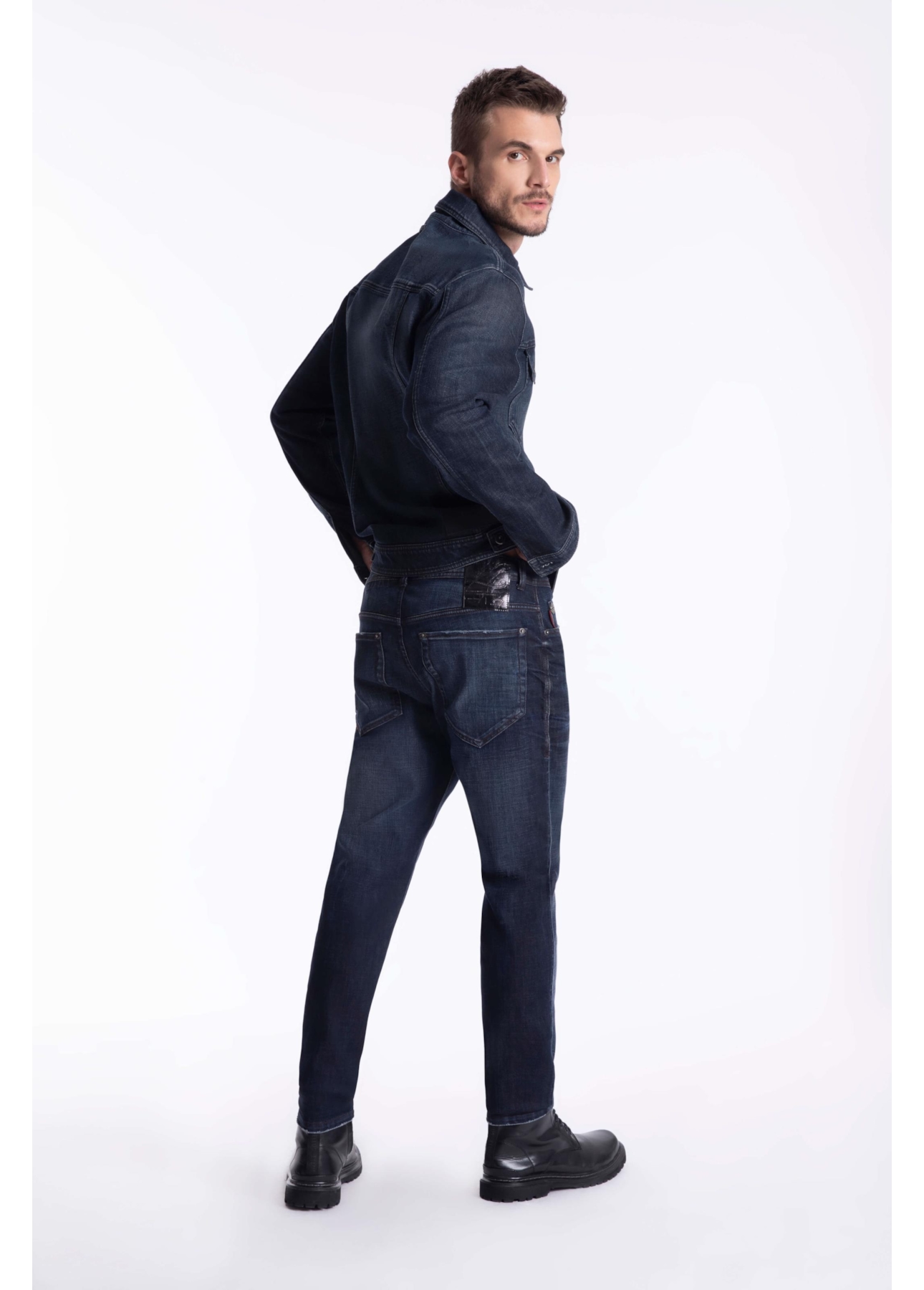 Calça Indigo Elastic Skinny Western 2006-Lav.Escuro C/ Resina