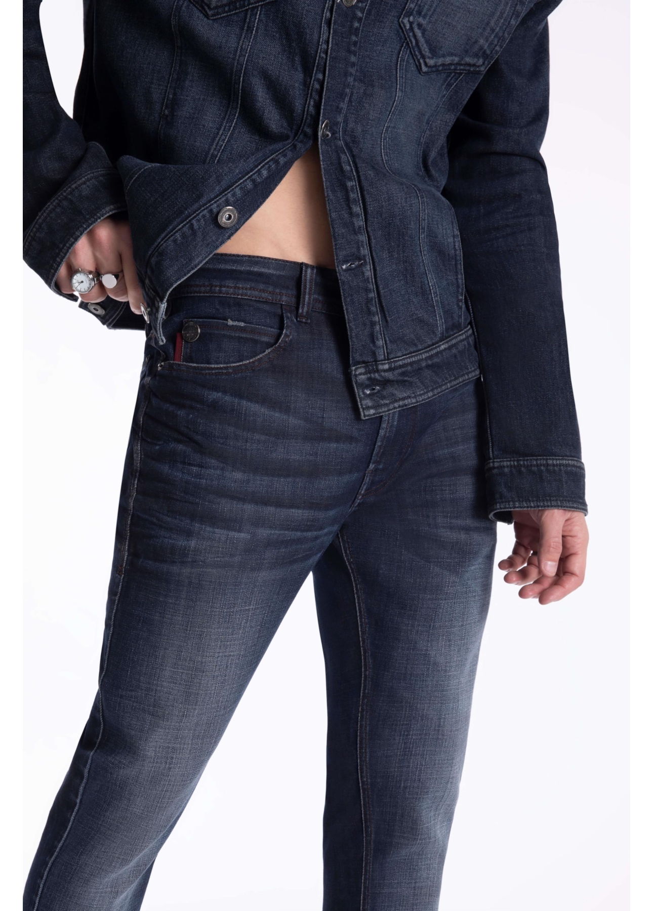 Calça Indigo Elastic Skinny Western 2006-Lav.Escuro C/ Resina