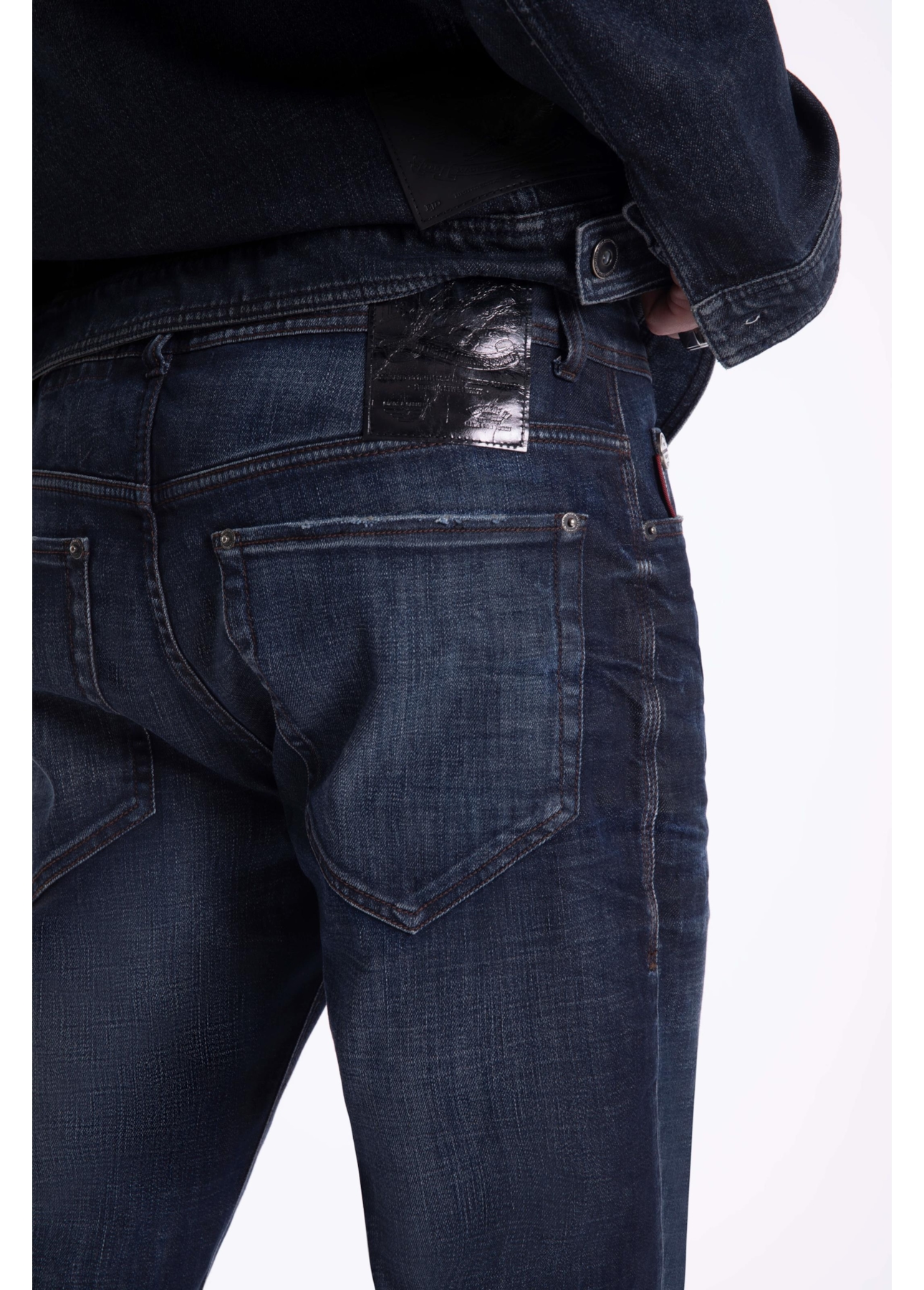 Calça Indigo Elastic Skinny Western 2006-Lav.Escuro C/ Resina